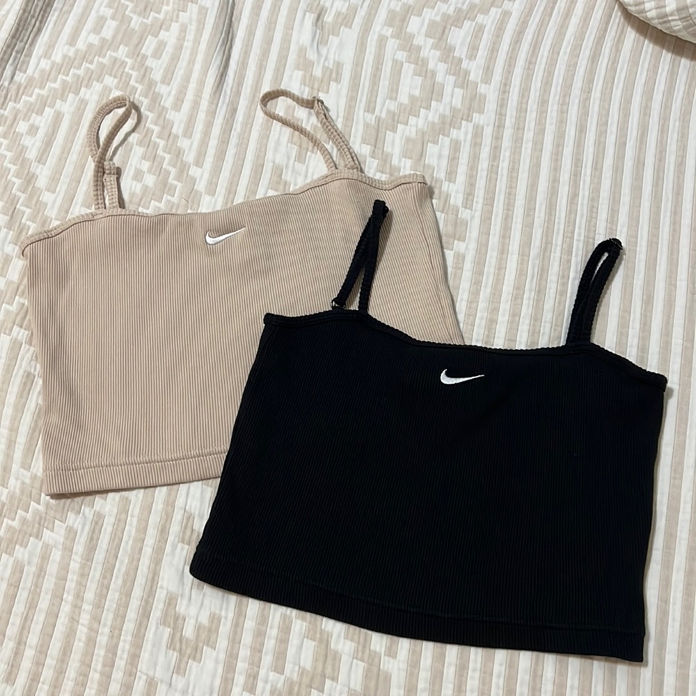 NIKE Ribbed Crop Top Bundle